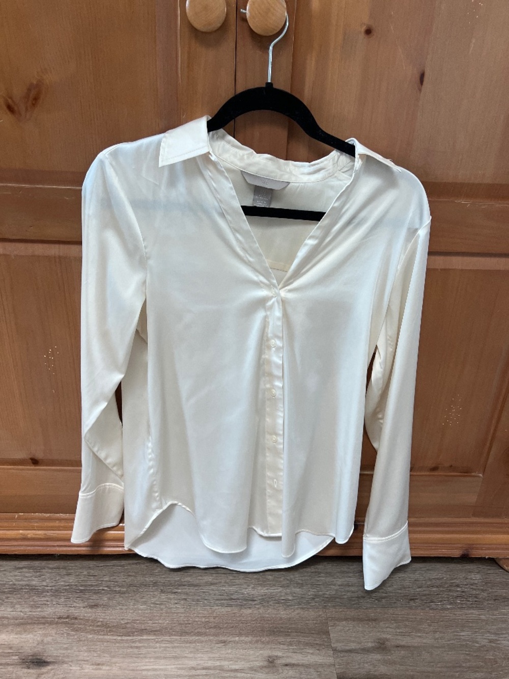 Satin button down’s shirt